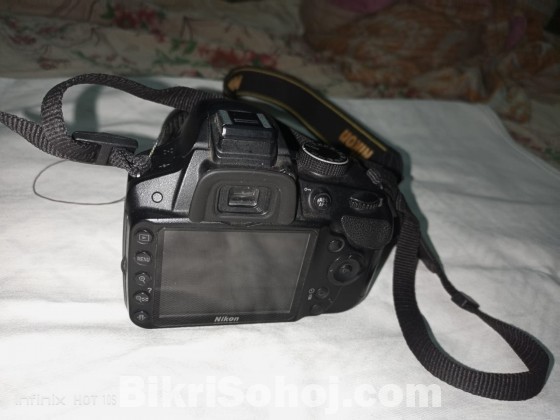 Nikon D-3200